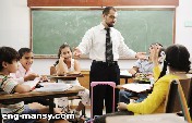شاهد معلم يوقظ طالبة بطريقة غريبة