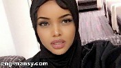 أول محجبة تتتأهل لمسابقة ملكة جمال أمريكا