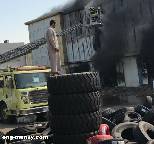 اخماد حريق مستودع قطع غيار سيارات في جدة