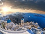 أبرز أماكن السياحة في اليونان جزيرة سانتوريني - مدينة أكروتيري