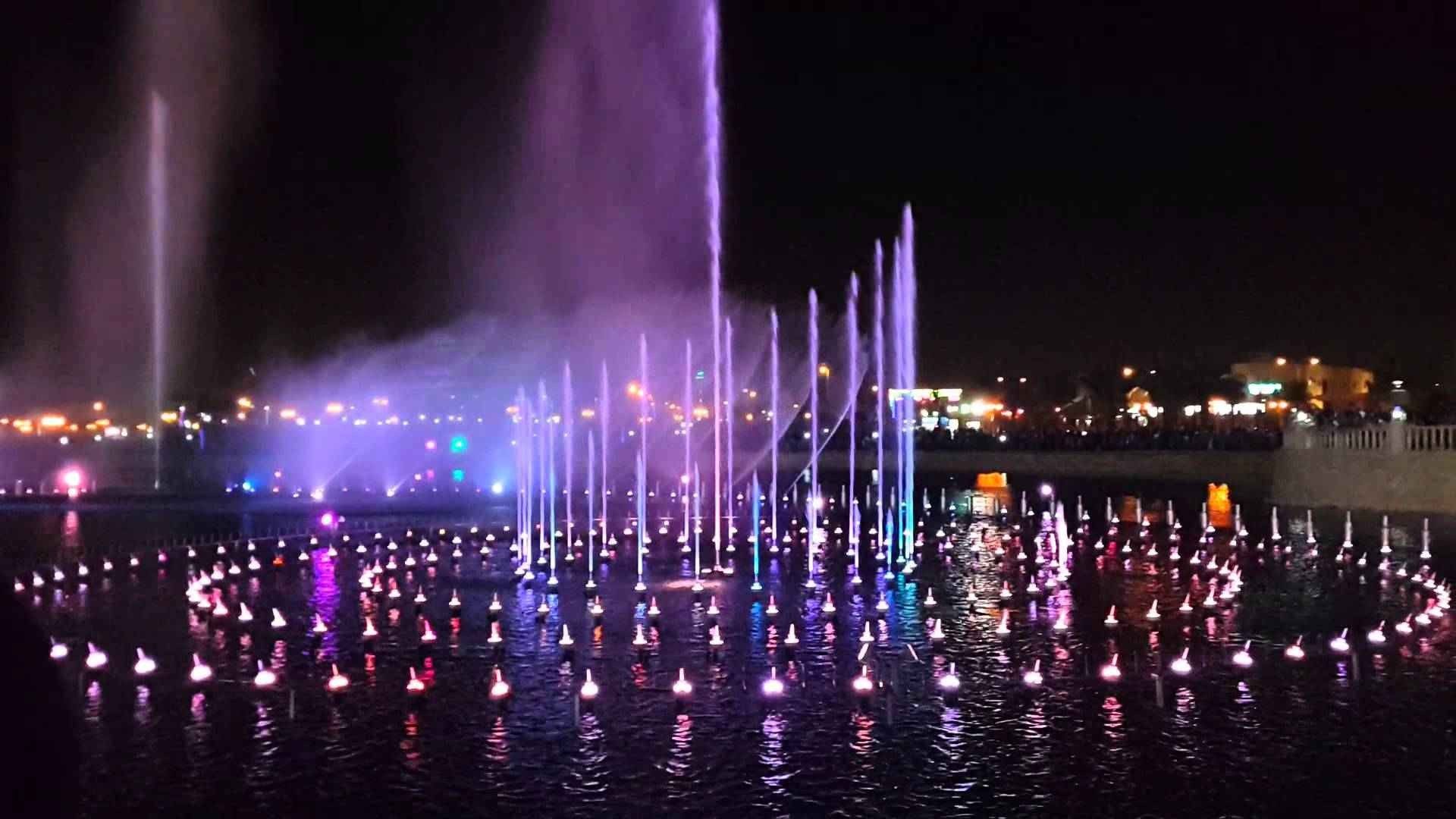 أشهر مواقع جميلة بالليل في الرياض للتنزه - منتزه سلام الرياض..